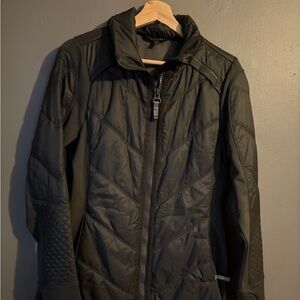 Athleta women’s Dark Gray Puffer Jacket